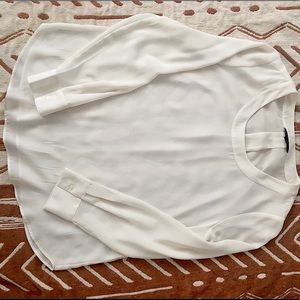 White long-sleeved Blouse